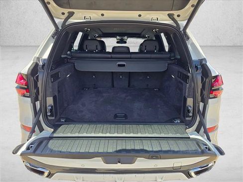 Used 2025 BMW X5 sDrive40i w/ M Sport Package RWD image 5