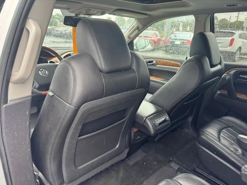 Used 2011 Buick Enclave CXL AWD/4WD image 15