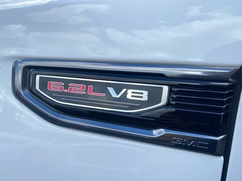 Used 2022 GMC Sierra 1500 AT4 w/ AT4 Premium Package AWD/4WD image 28