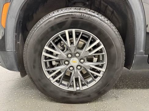 Used 2026 Chevrolet Traverse LT AWD/4WD image 20