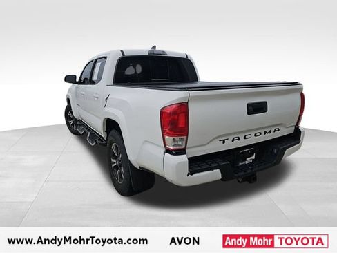 Used 2017 Toyota Tacoma TRD Sport w/ Tow Package (A/T) AWD/4WD image 5