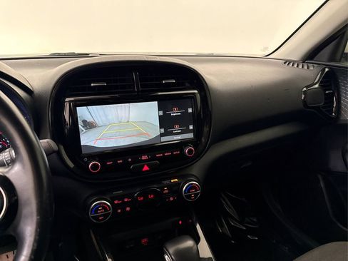 Used 2020 Kia Soul EX FWD image 38