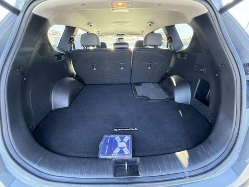 Used 2023 Hyundai Santa Fe SEL image 13