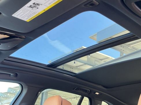 Used 2024 BMW X5 xDrive40i w/ M Sport Package image 16