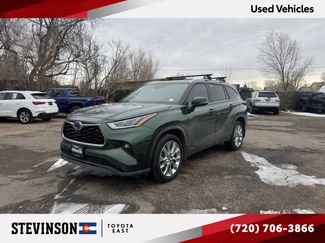 Used 2023 Toyota Highlander Limited video 1