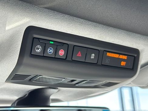 Used 2023 Chevrolet Corvette Stingray Premium Cpe w/ Z51 Performance Package image 28