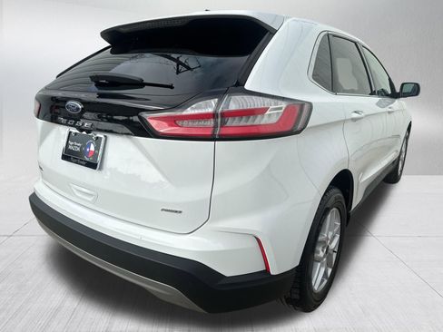 Used 2024 Ford Edge SEL AWD/4WD image 9