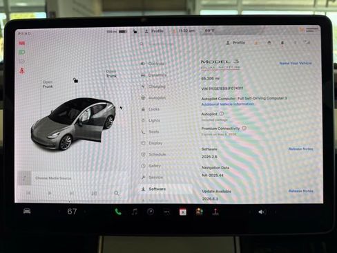 Used 2018 Tesla Model 3 Long Range image 13