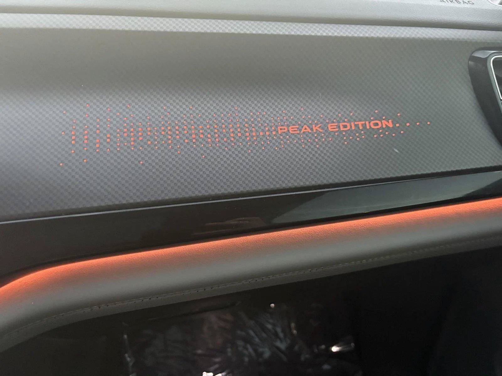 Certified 2024 Volkswagen Atlas Peak Edition SEL AWD/4WD image 22