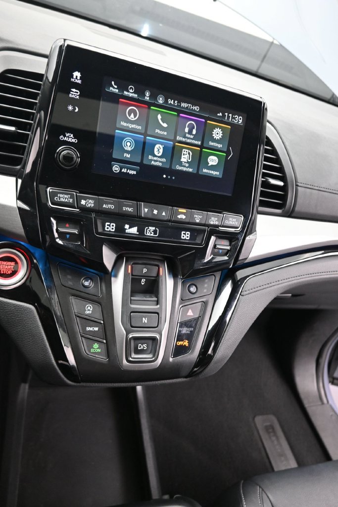 Certified 2023 Honda Odyssey Touring image 18