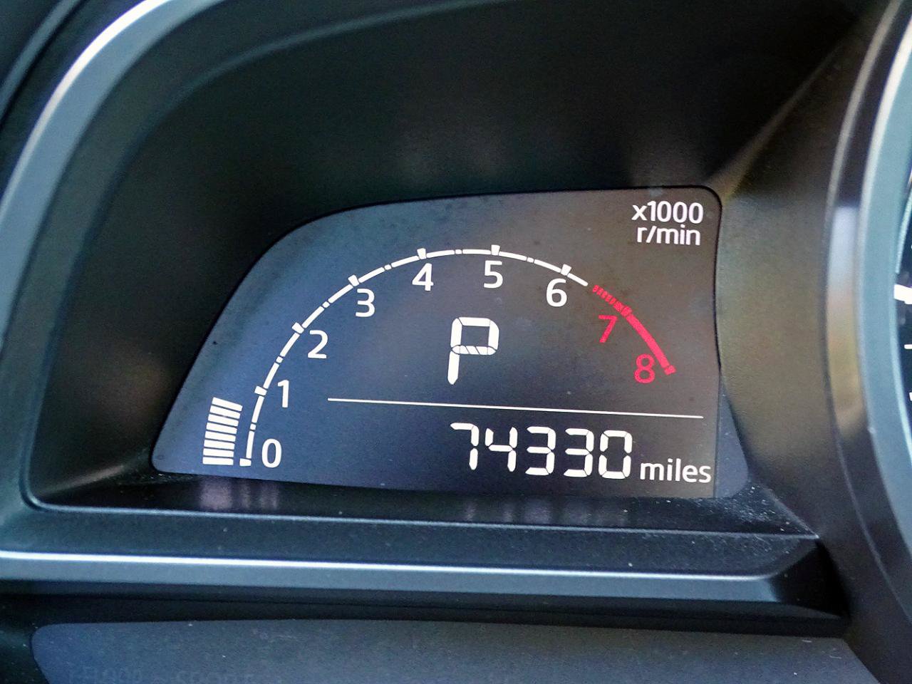 Used 2018 MAZDA MAZDA3 Sport w/ Preferred Equipment Package FWD image 32