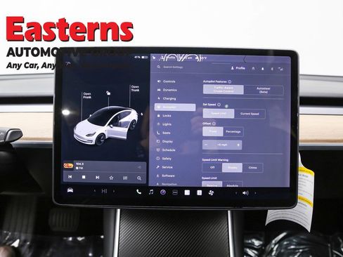 Used 2018 Tesla Model 3 Long Range image 12