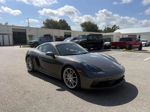 Used 2025 Porsche 718 Cayman GTS RWD image 6