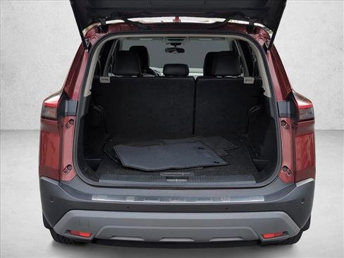 Used 2021 Nissan Rogue SV image 7