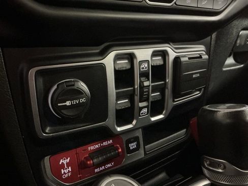 Used 2020 Jeep Wrangler Unlimited Rubicon image 12