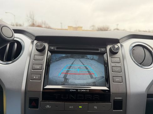 Used 2016 Toyota Tundra SR5 image 11