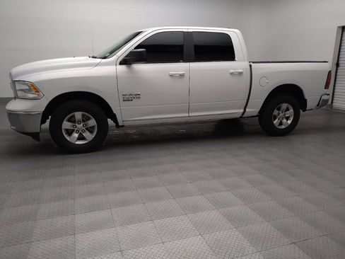 Used 2021 RAM 1500 Classic SLT image 2