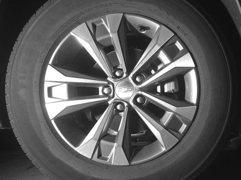 Used 2025 Chevrolet Equinox LT image 12