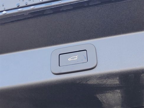 New 2026 Land Rover Range Rover Sport SE image 8