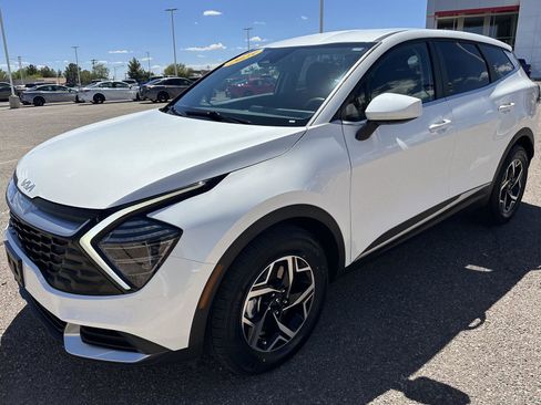 Used 2025 Kia Sportage LX image 12