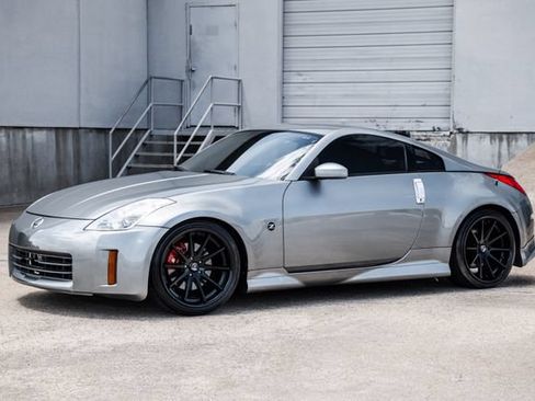 Used 2006 Nissan 350Z Coupe RWD image 30