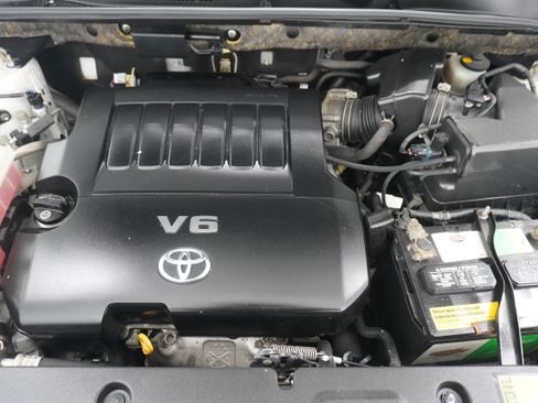 Used 2011 Toyota RAV4 2WD V6 w/ Base V6 Extra Value Pkg image 25