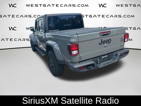 Used 2022 Jeep Gladiator Sport AWD/4WD image 8