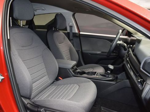 Certified 2025 Kia K4 EX image 13