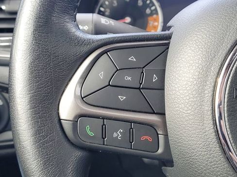 Used 2020 Jeep Renegade Limited w/ Advanced Technology Group image 17