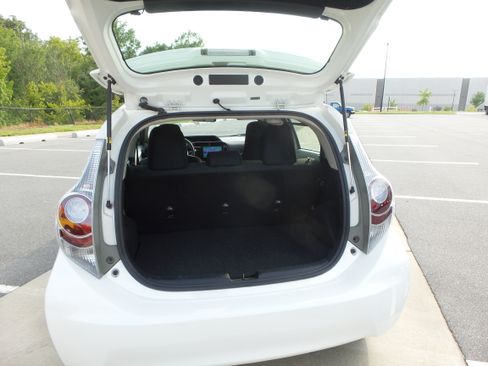Used 2013 Toyota Prius C One FWD image 14