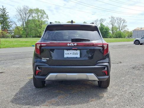 Certified 2026 Kia Seltos S FWD image 3