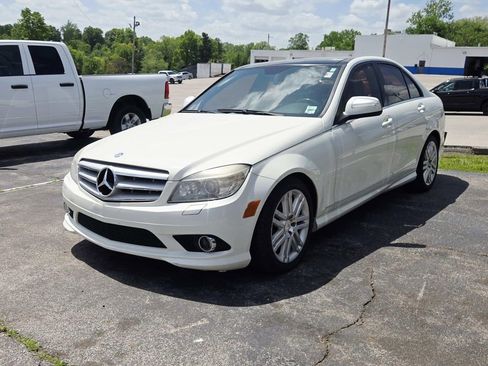 Used 2009 Mercedes-Benz C 300 4MATIC Sedan image 4