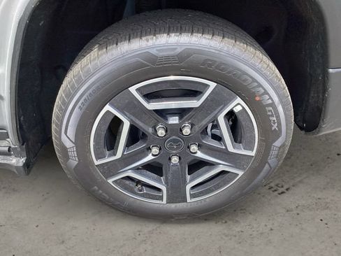 New 2026 Jeep Cherokee Laredo AWD/4WD image 15