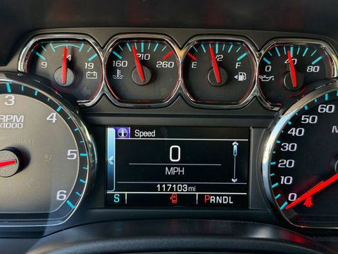 Used 2018 Chevrolet Silverado 1500 LT image 39