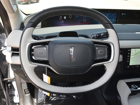 New 2026 Lincoln Navigator L Reserve w/ Jet Appearance Package AWD/4WD image 23