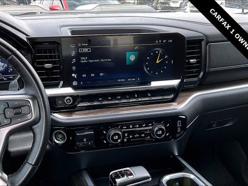 Used 2023 Chevrolet Silverado 1500 LT Trail Boss w/ Protection Package image 9