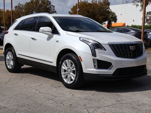 Used 2022 Cadillac XT5 Luxury image 2
