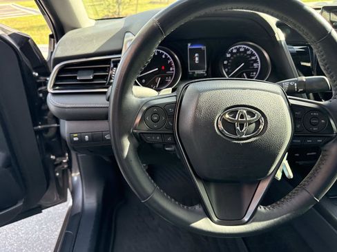 Used 2023 Toyota Camry SE FWD image 23