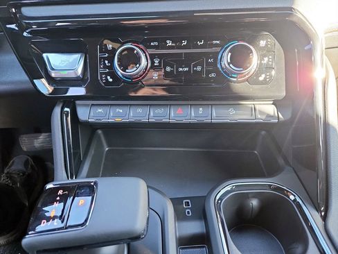 New 2026 GMC Sierra 1500 AT4 w/ AT4 Premium Package image 25