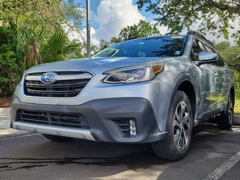 Used 2021 Subaru Outback Limited AWD/4WD image 4