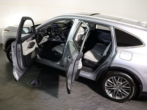 Used 2023 Acura MDX SH-AWD w/ Advance Package image 5