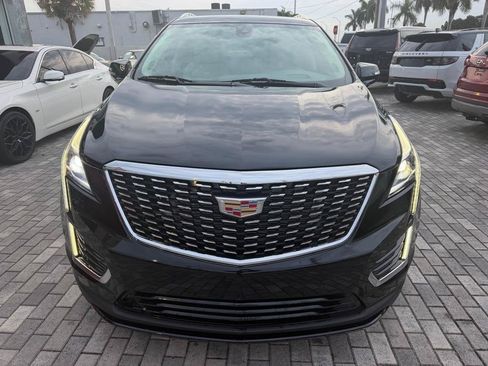 Used 2021 Cadillac XT5 Premium Luxury FWD image 3