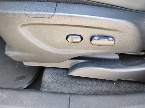 Used 2019 Buick Encore Preferred FWD image 24