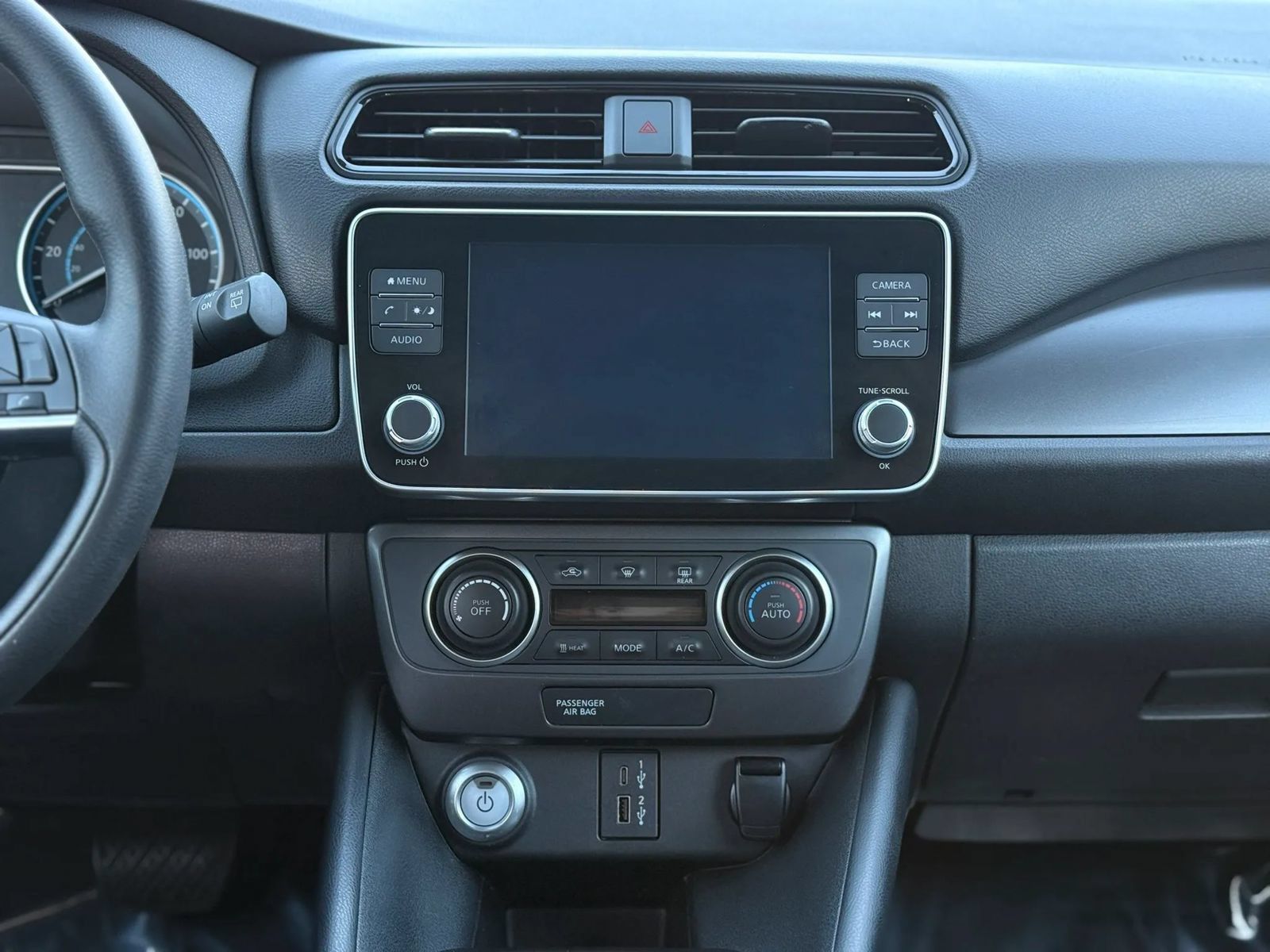 Used 2022 Nissan Leaf S FWD image 19