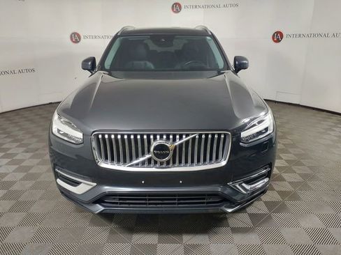 Used 2021 Volvo XC90 T8 Inscription Expression w/ Advanced Package AWD/4WD image 2