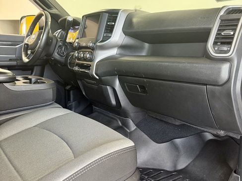 Used 2022 RAM 2500 Big Horn AWD/4WD image 12
