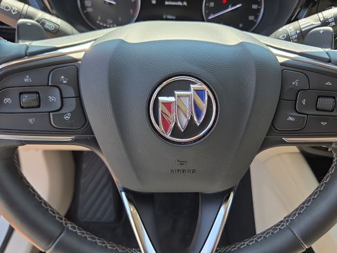 Used 2023 Buick Envision Avenir FWD image 24
