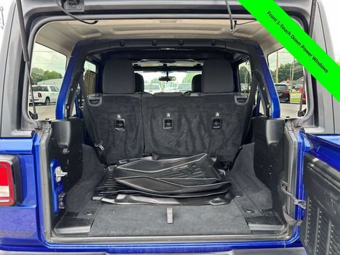 Used 2018 Jeep Wrangler Unlimited Sport S AWD/4WD image 34
