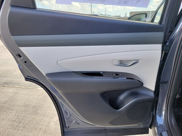 New 2026 Hyundai Tucson Limited FWD image 8
