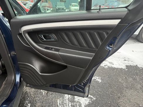 Used 2017 Ford Taurus SEL w/ Equipment Group 201A image 22